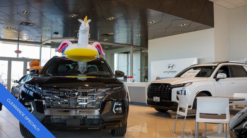 2023 Honda CR-V EX-L Image 10 of 36