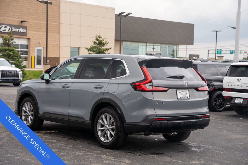 2023 Honda CR-V EX-L Image 8 of 36