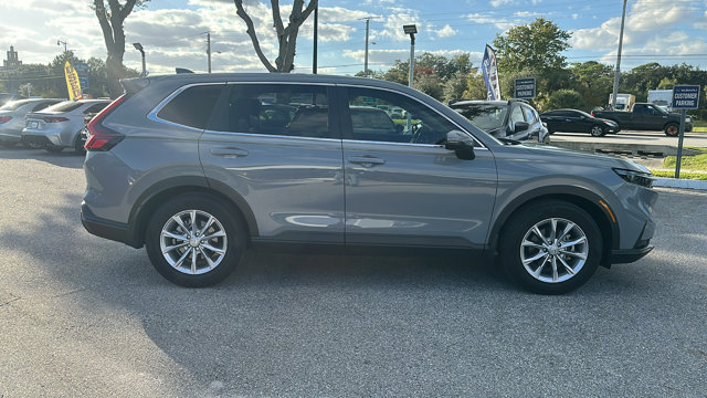 2023 Honda CR-V EX-L Image 4 of 27