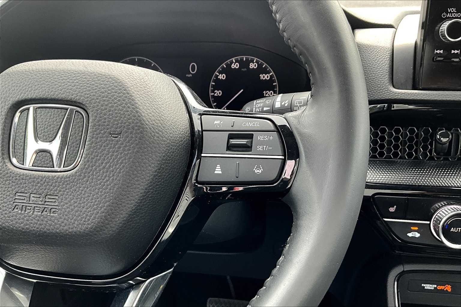 Vehicle image 19 of 35