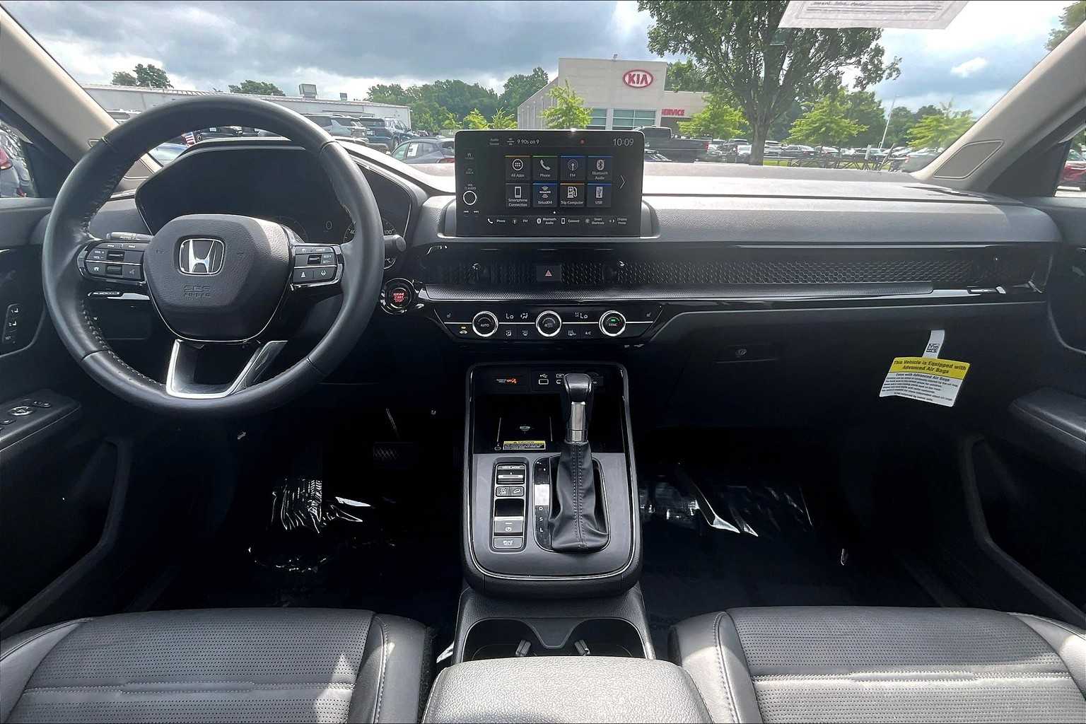 Vehicle image 15 of 35