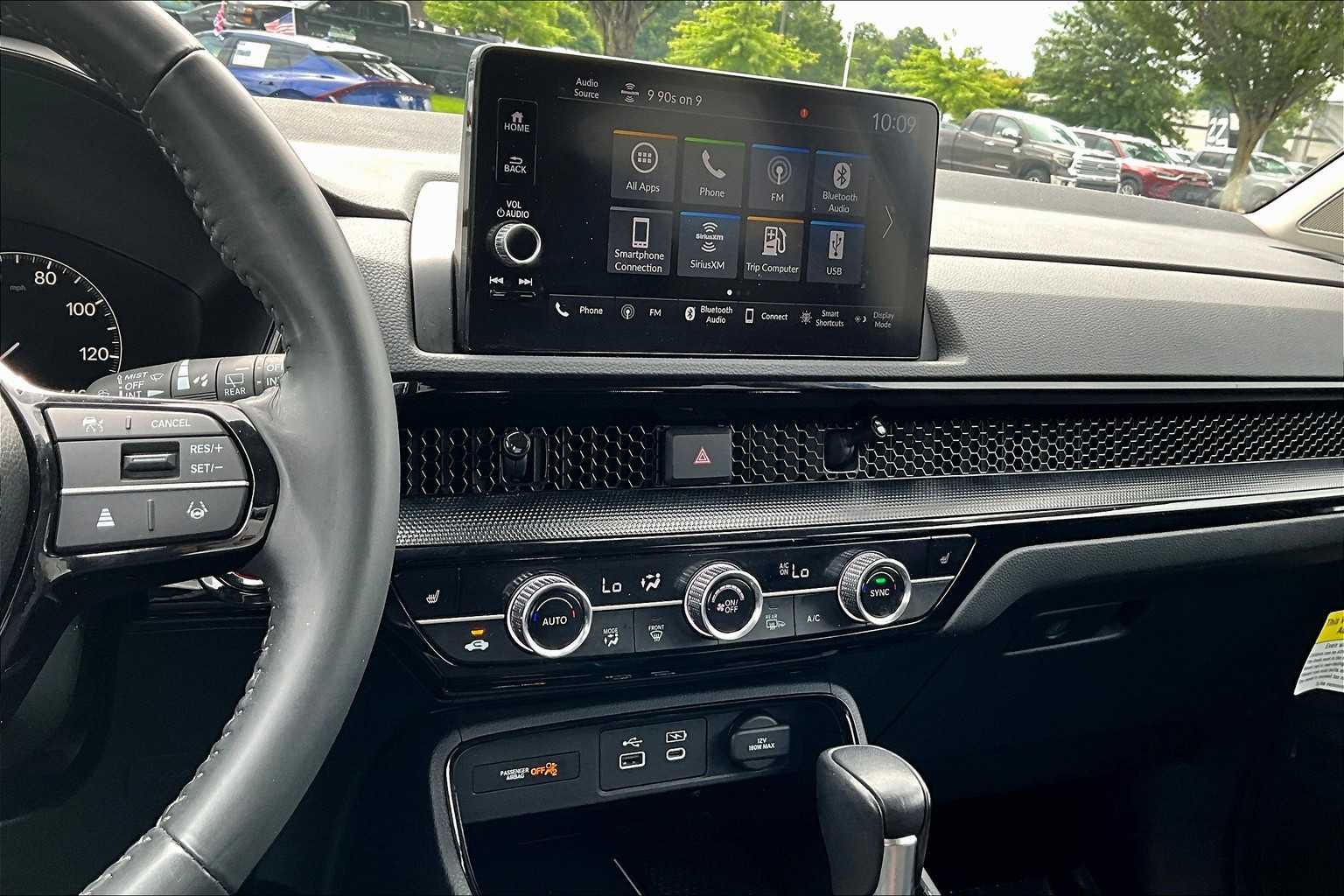 Vehicle image 23 of 35