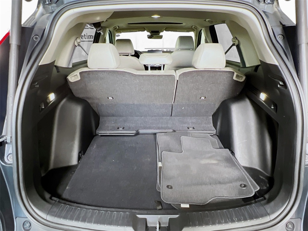 Vehicle image 11 of 36