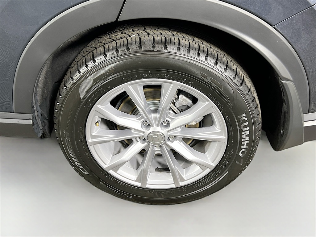 Vehicle image 10 of 36