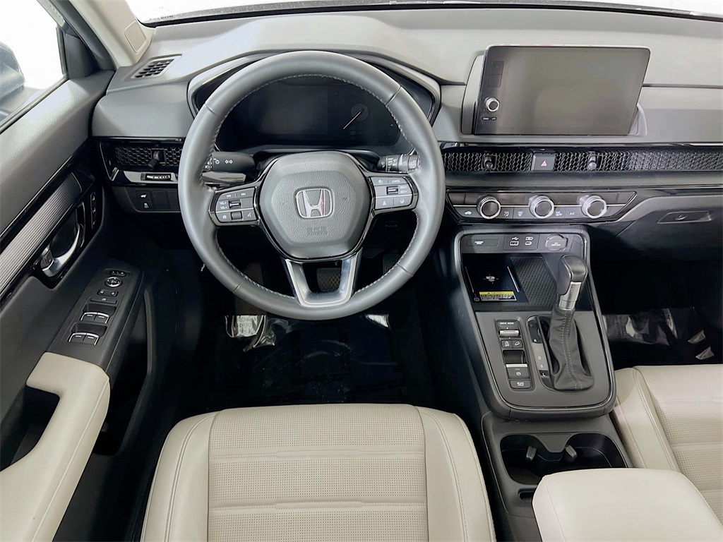 Vehicle image 17 of 36