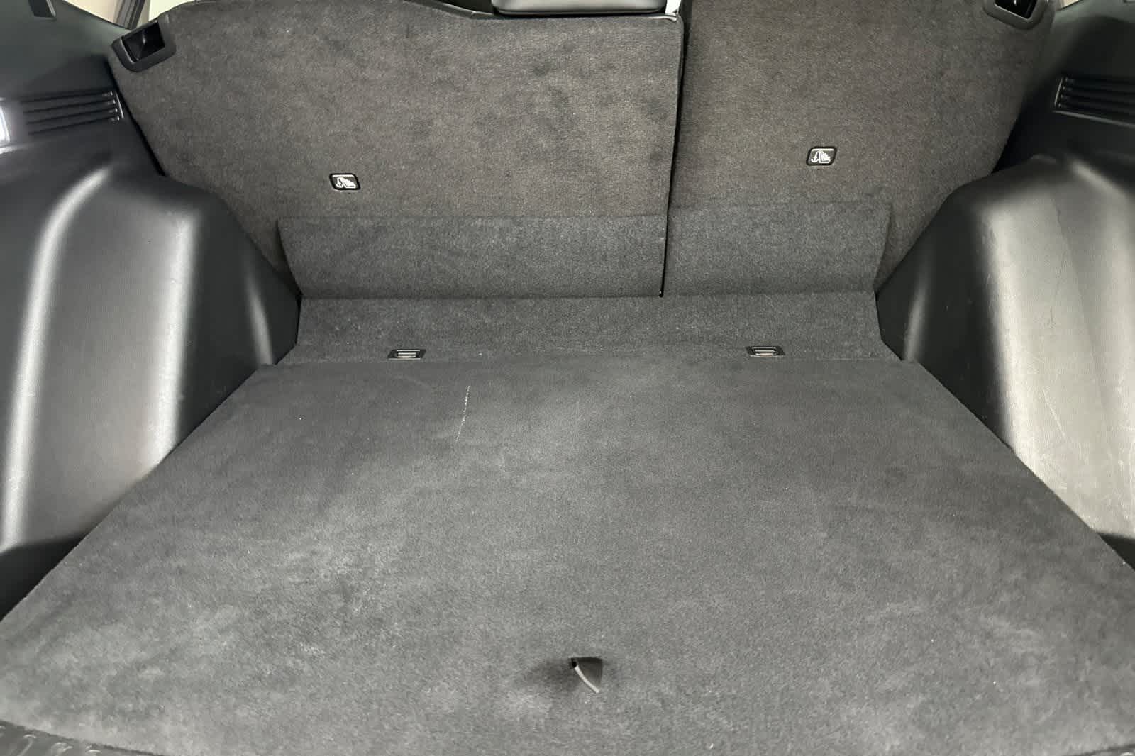 Vehicle image 9 of 28