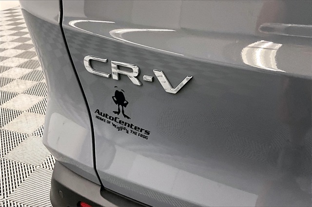 Vehicle image 31 of 38
