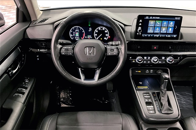 Vehicle image 17 of 38