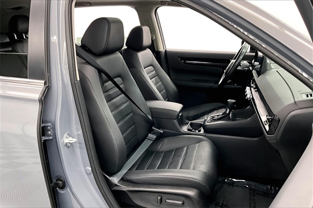 Vehicle image 10 of 38