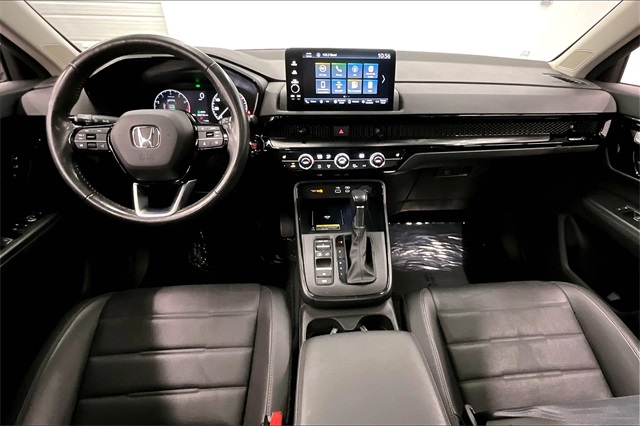 Vehicle image 15 of 38