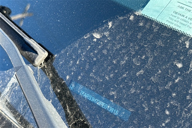 Vehicle image 8 of 16