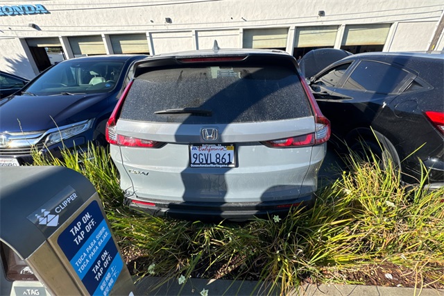 Vehicle image 3 of 16