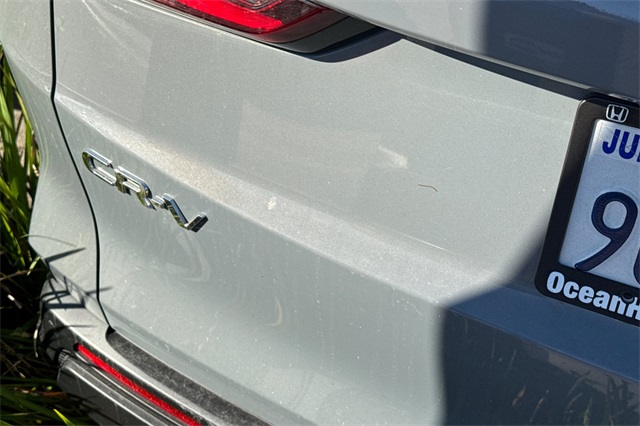 Vehicle image 10 of 16