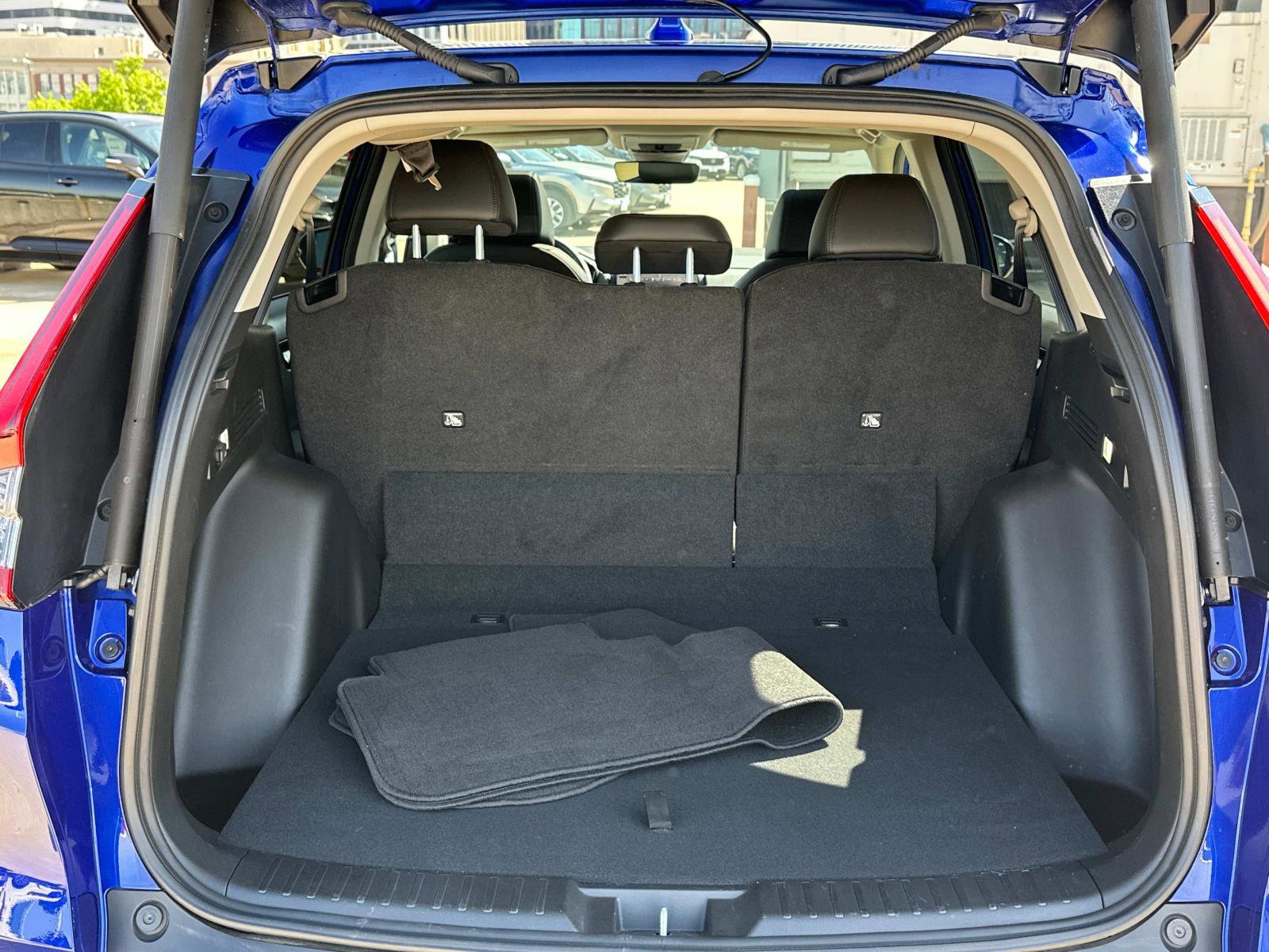 Vehicle image 15 of 26