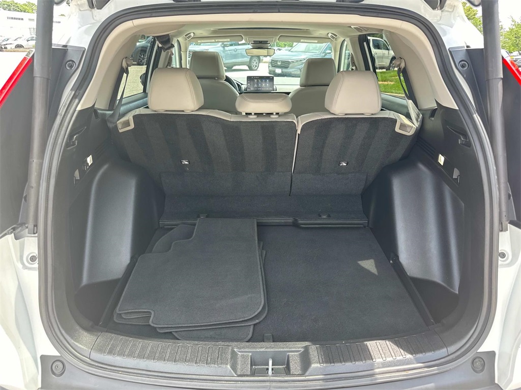 Vehicle image 8 of 30