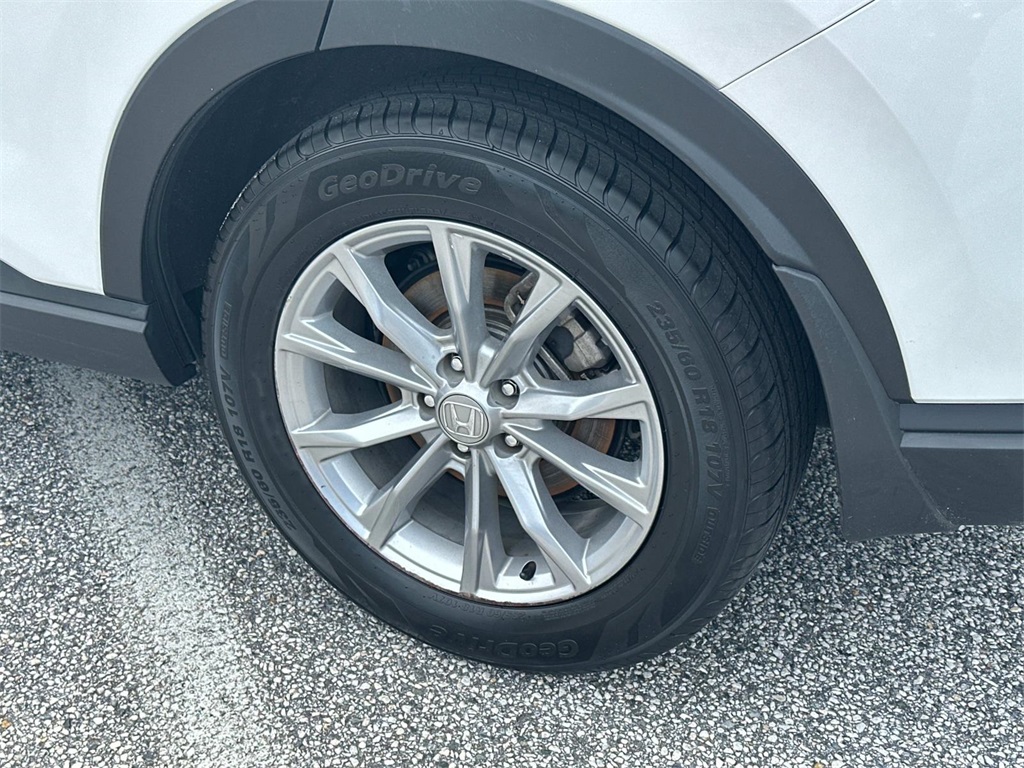 Vehicle image 7 of 30