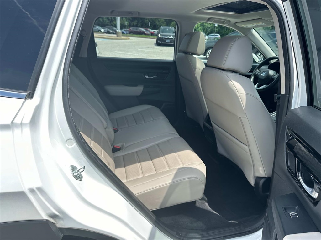 Vehicle image 11 of 30