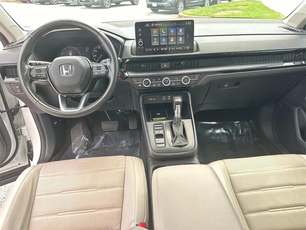 Vehicle image 13 of 30