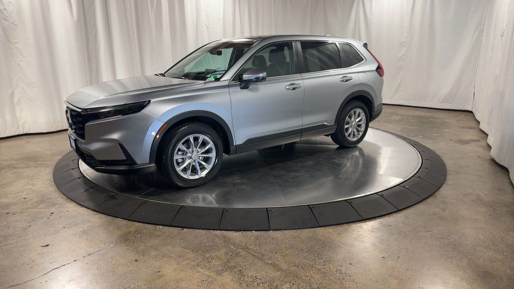 Vehicle image 2 of 32