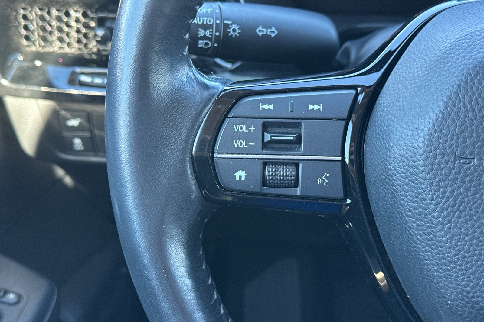 2023 Honda CR-V EX-L Image 38 of 40