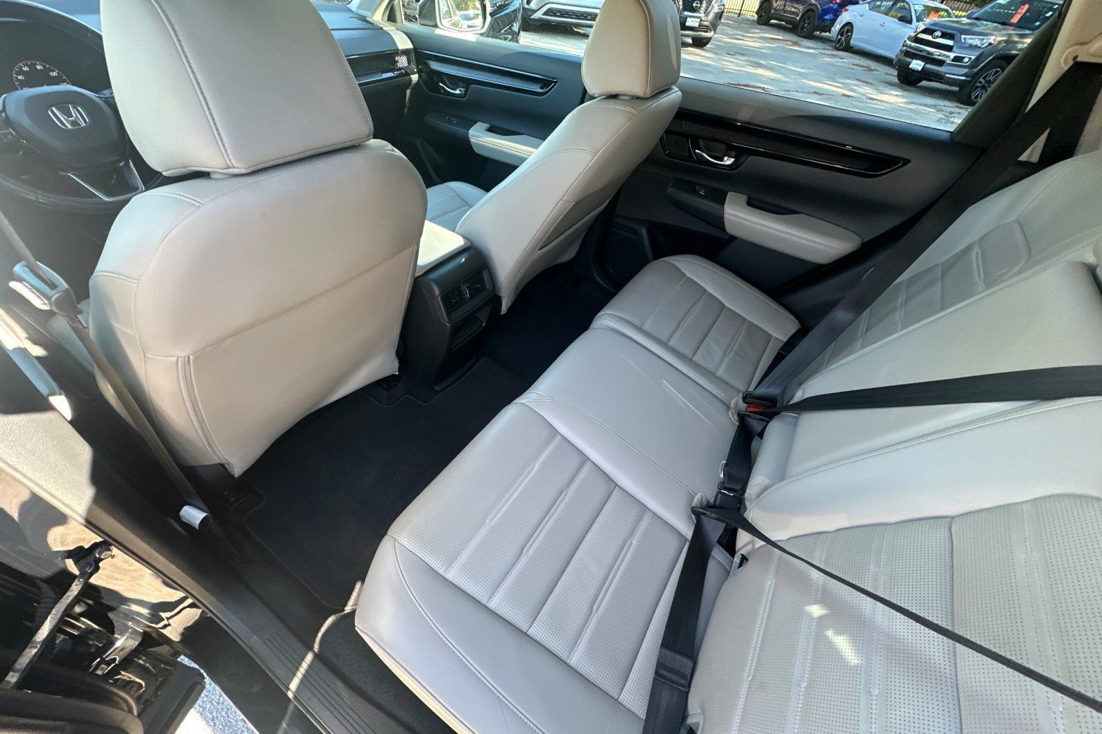 2023 Honda CR-V EX-L Image 12 of 40