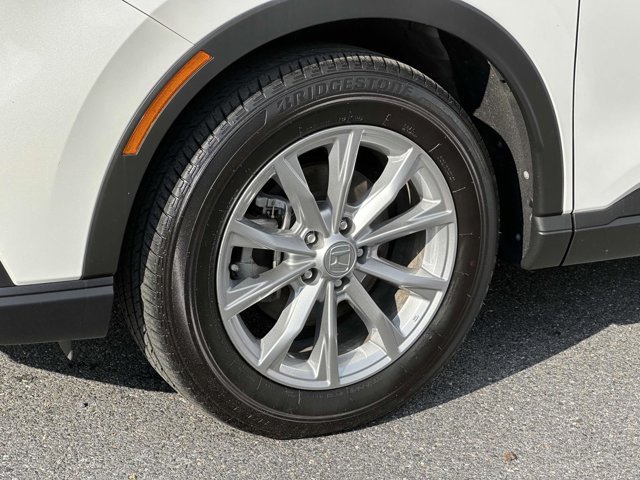 Vehicle image 5 of 26