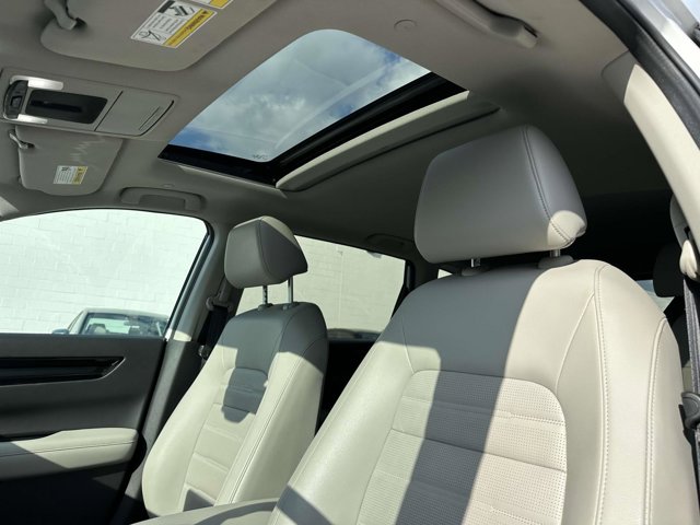 Vehicle image 10 of 26