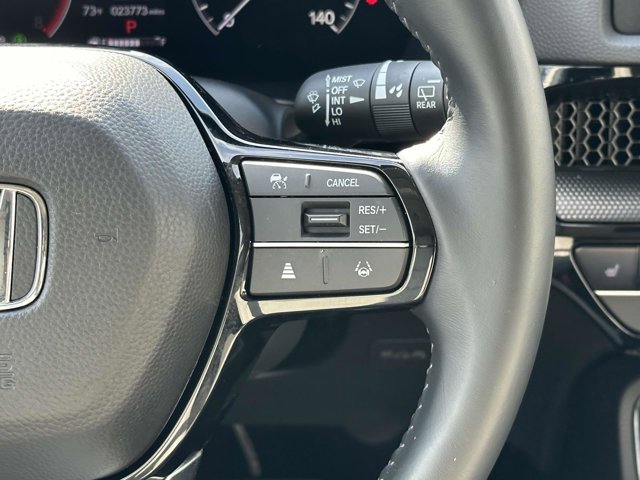 Vehicle image 24 of 26