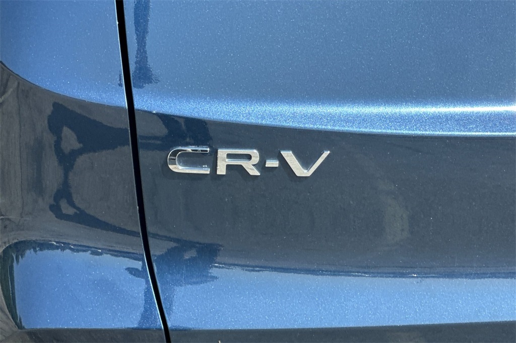 Vehicle image 24 of 30