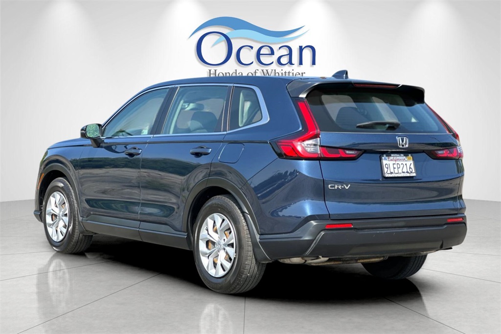 Vehicle image 8 of 30