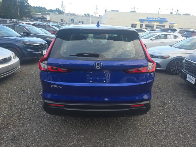 2023 Honda CR-V LX Image 3 of 5