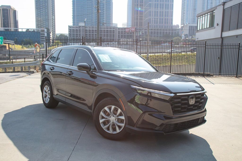 2023 Honda CR-V LX Image 3 of 20