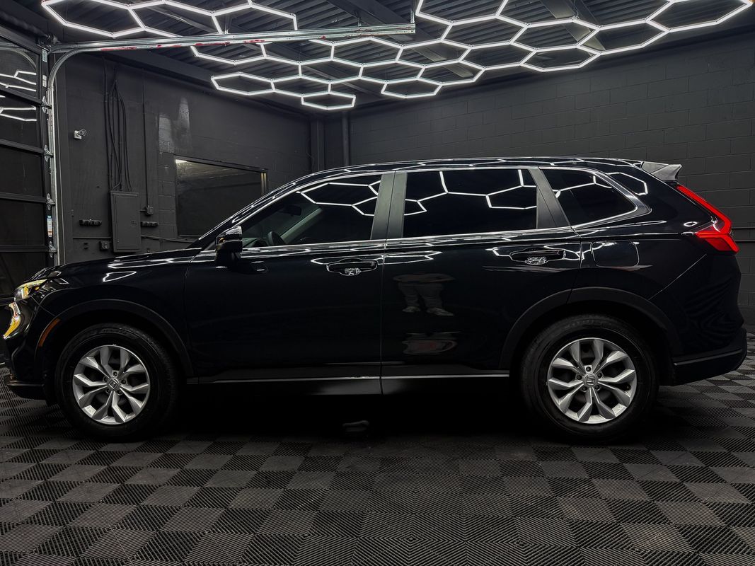 Vehicle image 9 of 31