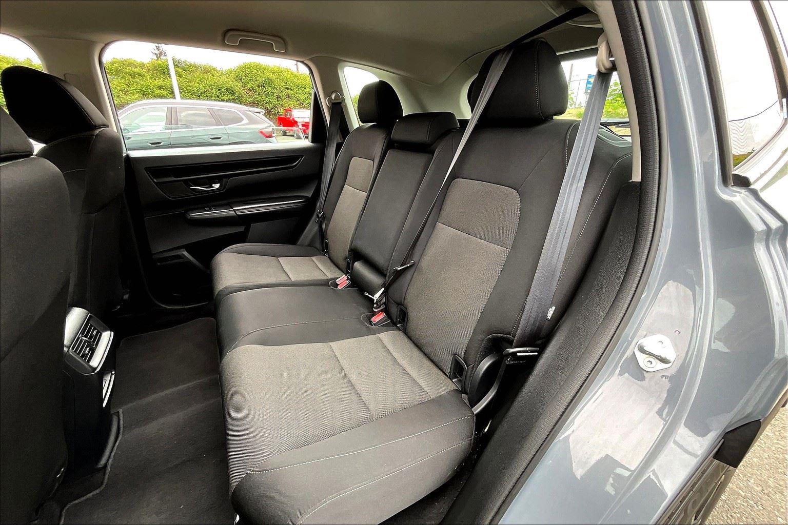 Vehicle image 23 of 26