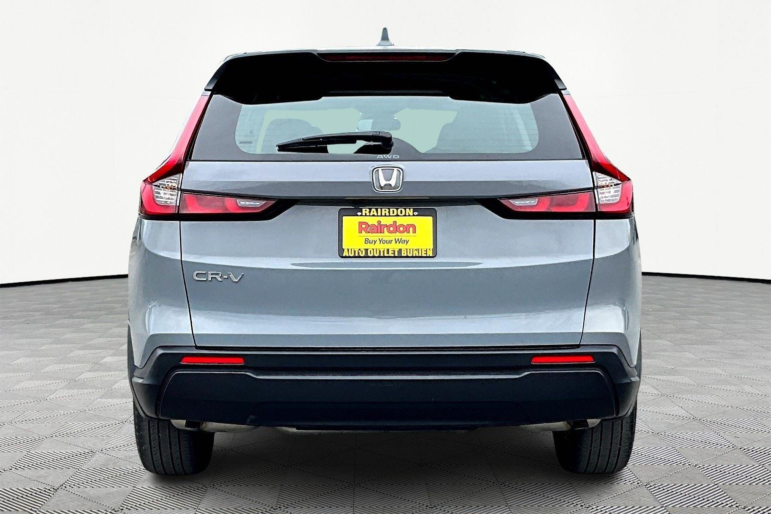 Vehicle image 5 of 26