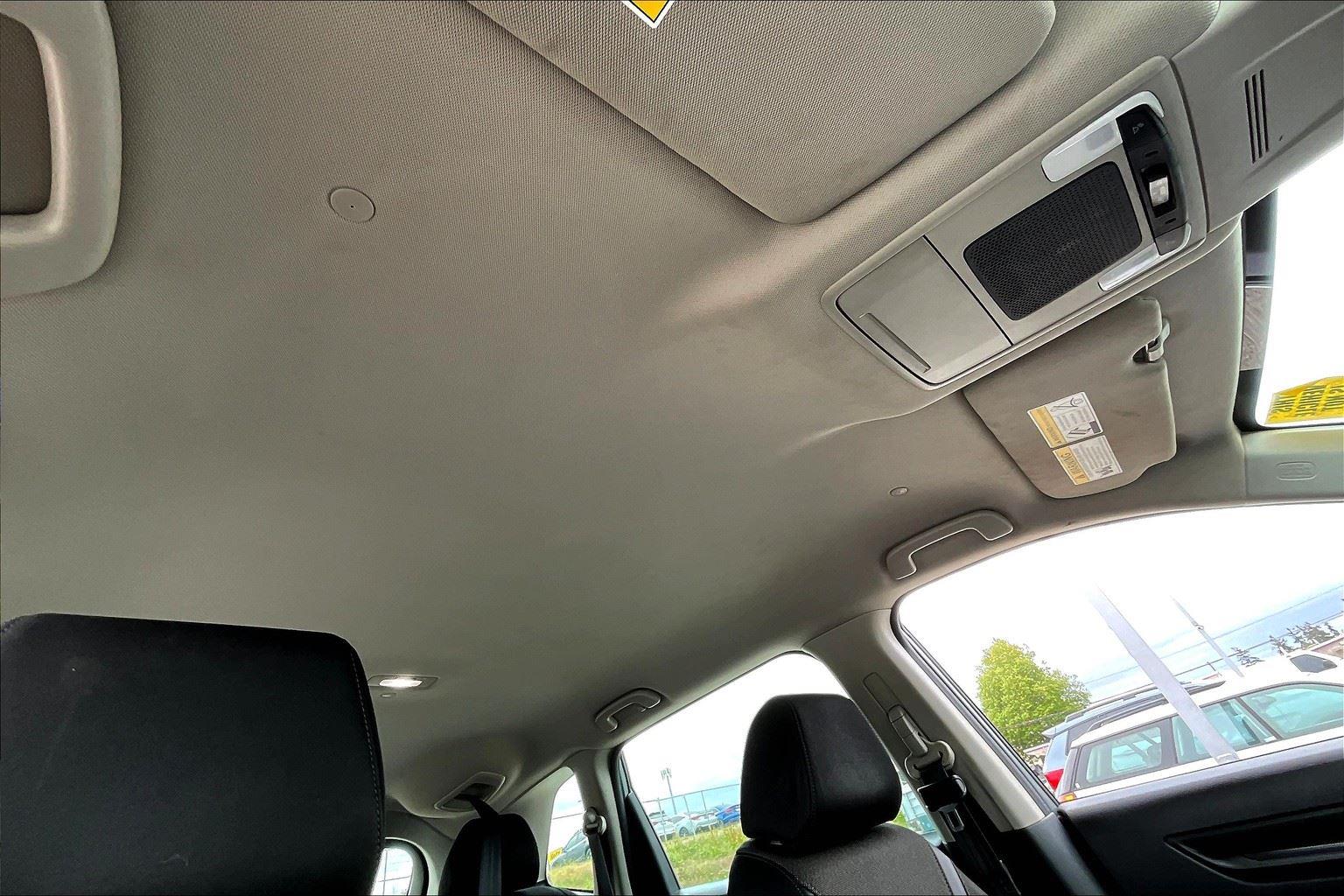 Vehicle image 19 of 26