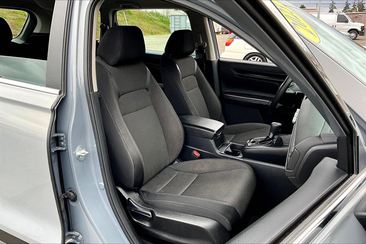 Vehicle image 9 of 26
