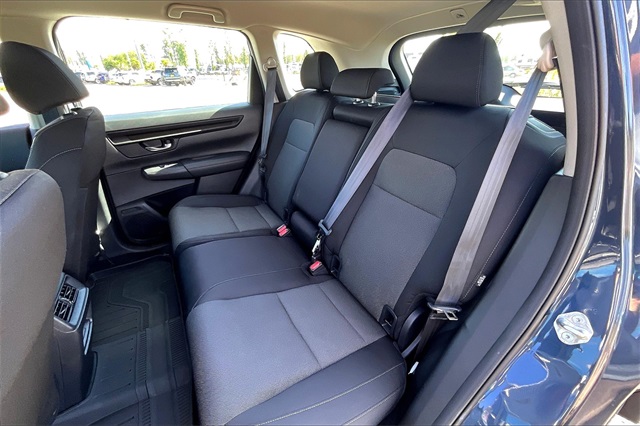 Vehicle image 10 of 26