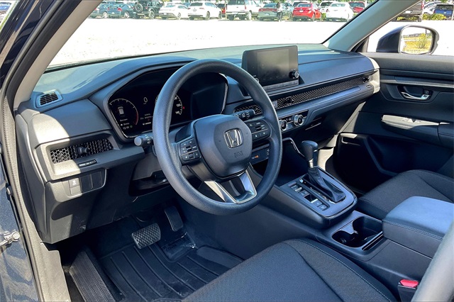 Vehicle image 14 of 26