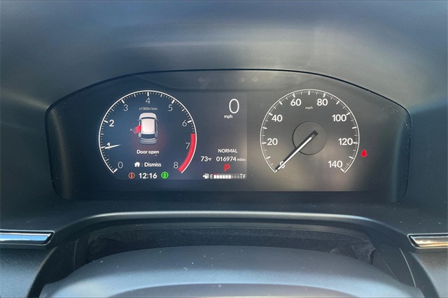 Vehicle image 20 of 26