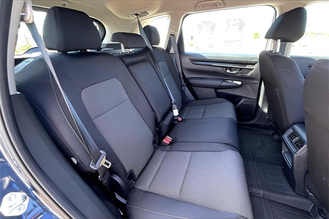 Vehicle image 12 of 26