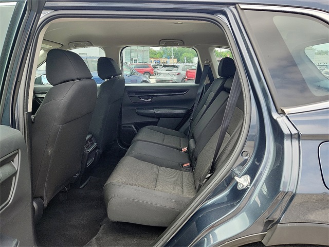 Vehicle image 8 of 11