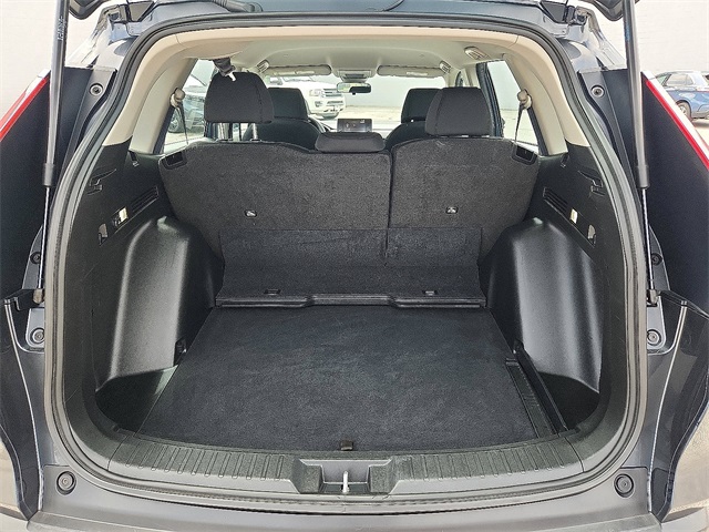 Vehicle image 6 of 11