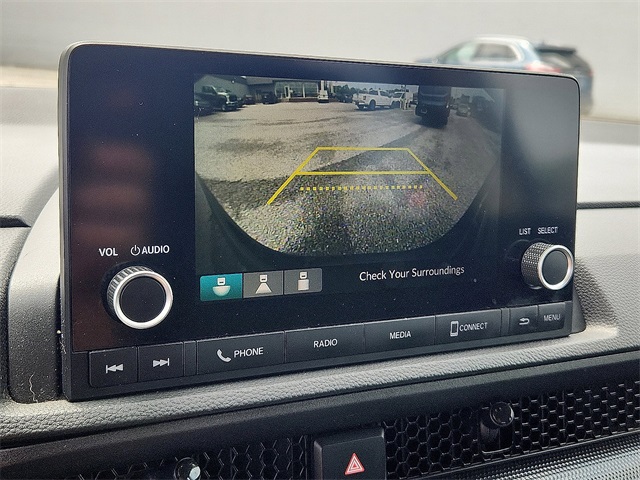 Vehicle image 9 of 11