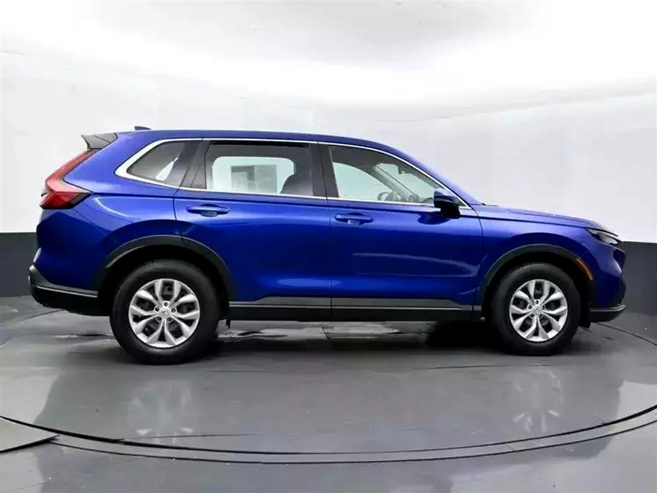 Vehicle image 6 of 37