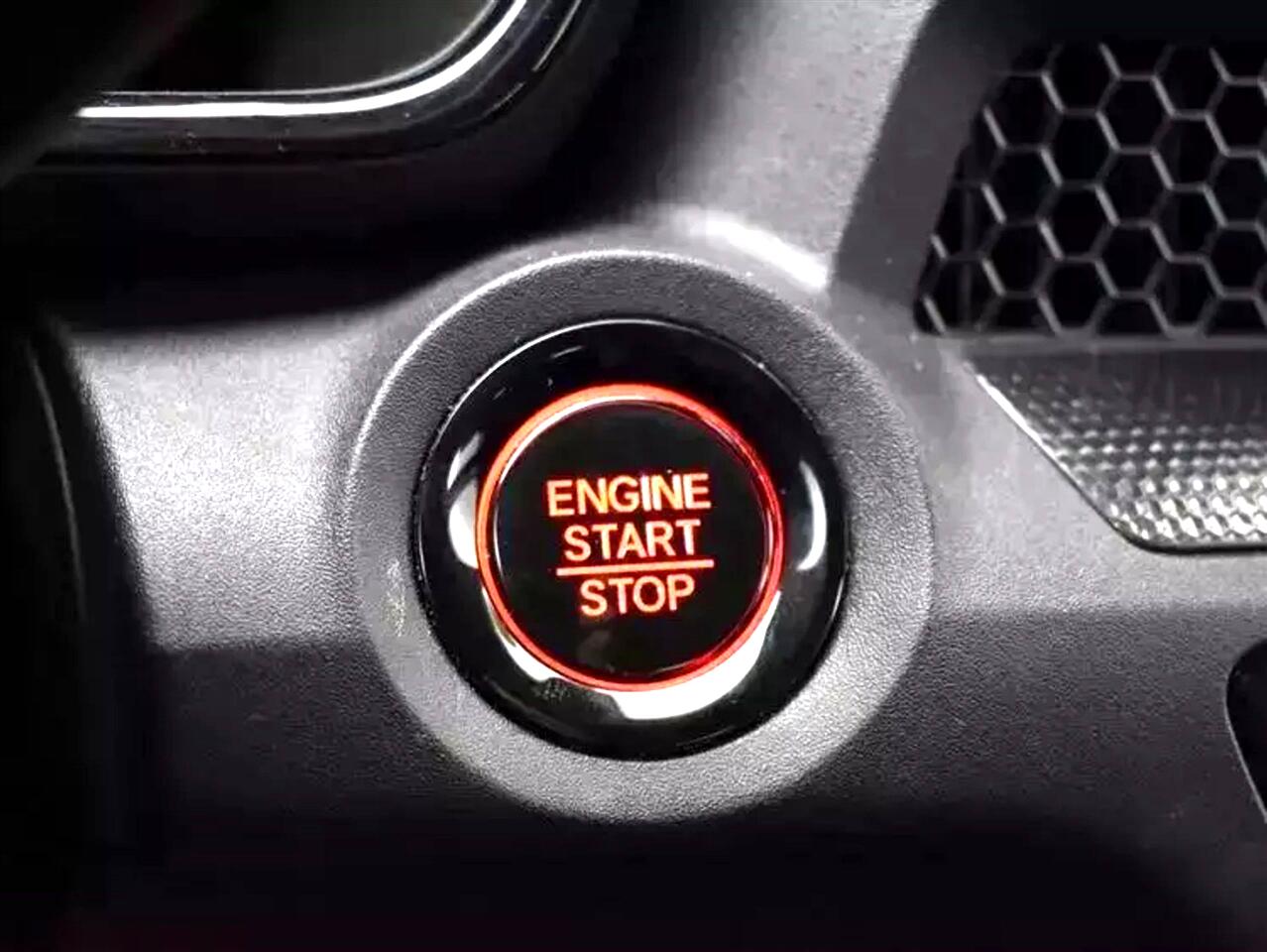 Vehicle image 24 of 37