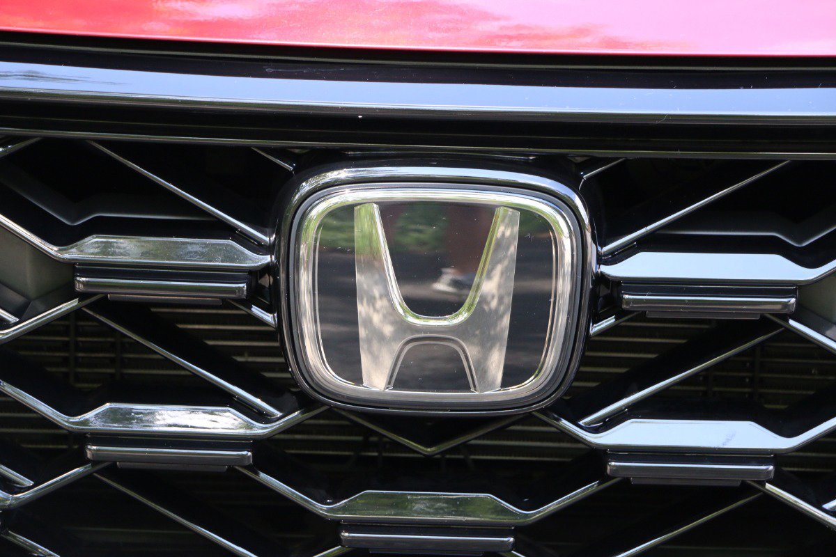 Vehicle image 13 of 31