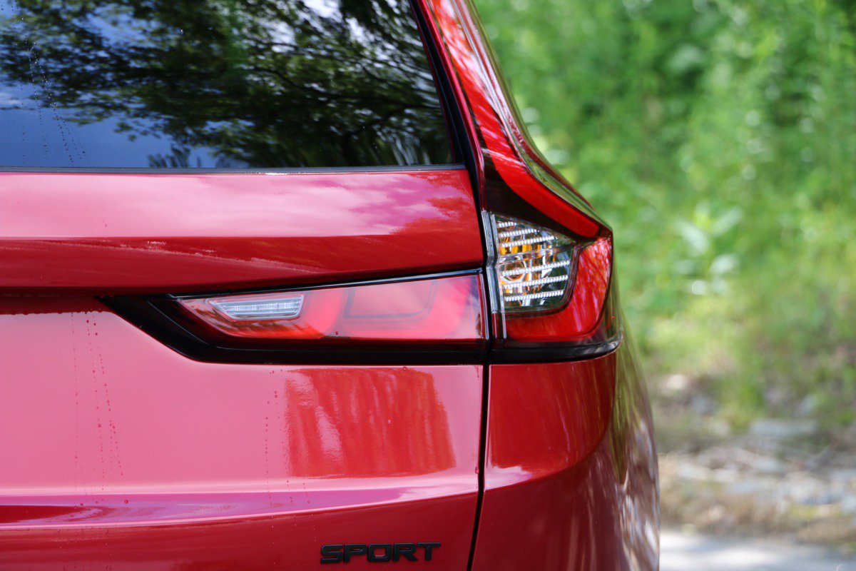 Vehicle image 12 of 31