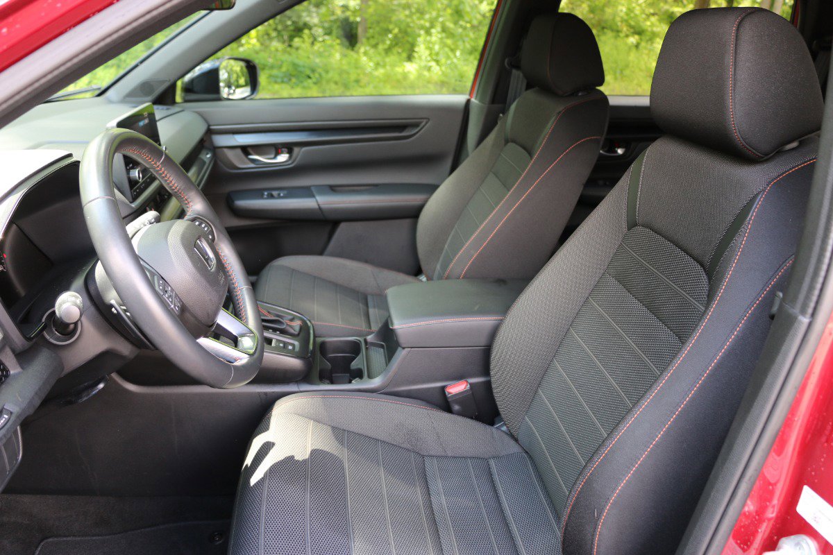 Vehicle image 25 of 31