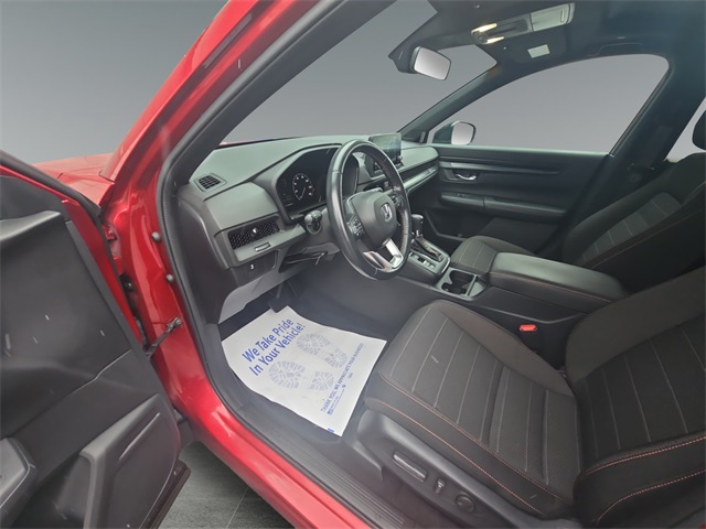 Vehicle image 9 of 15